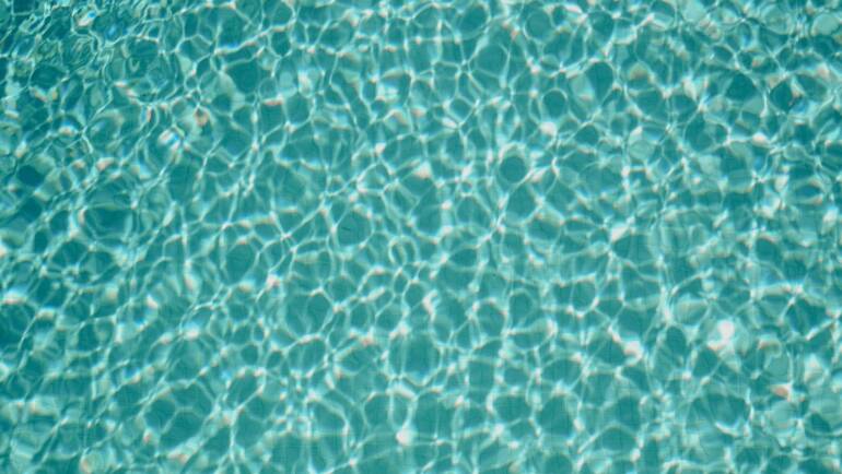 Hoeveel chloor moet er in je zwembad?